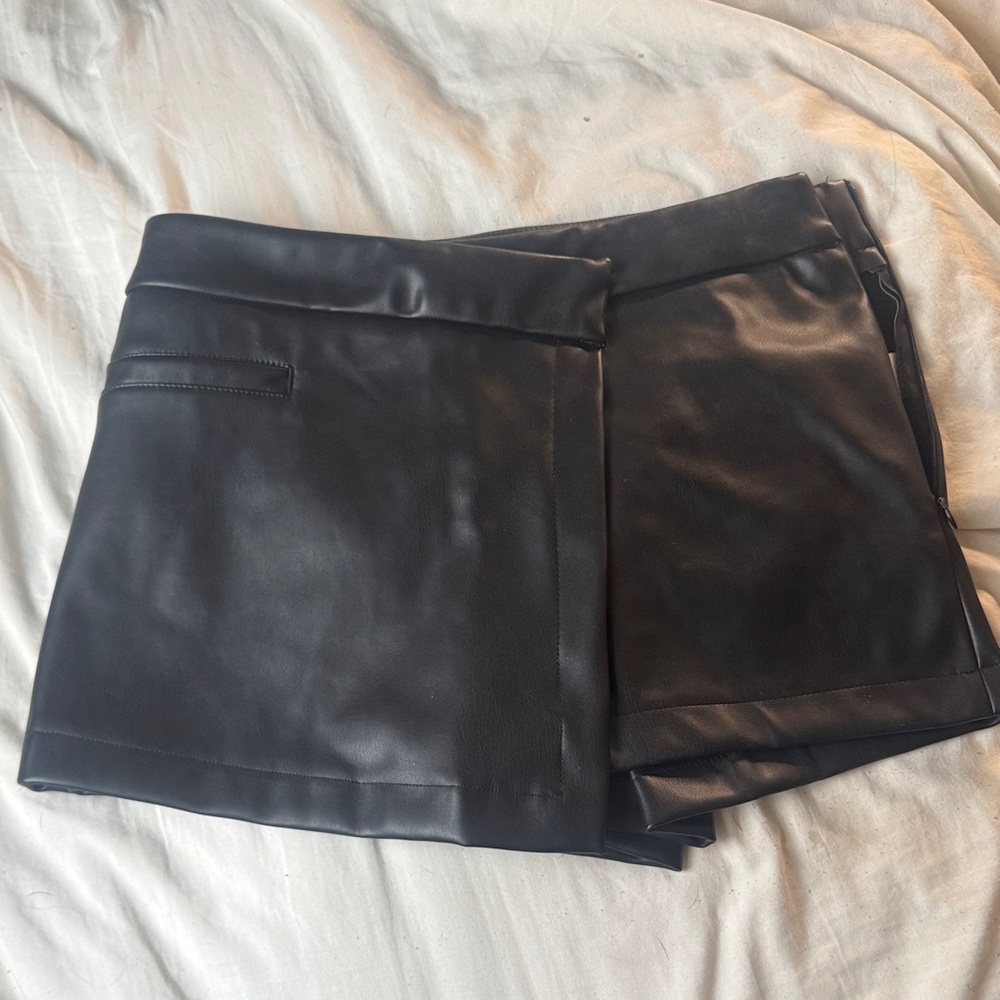Black Women's Leather Shorts